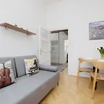 Appartement Old Town Comfort Near Vistula Boulevards By Renters *