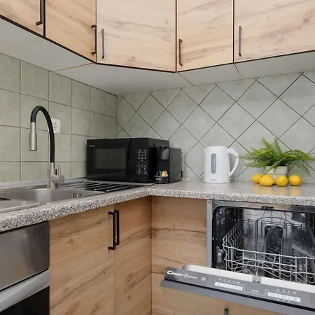 Old Town Comfort Near Vistula Boulevards By Renters * Warschau