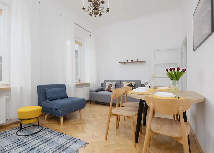 Old Town Comfort Near Vistula Boulevards By Renters Appartement