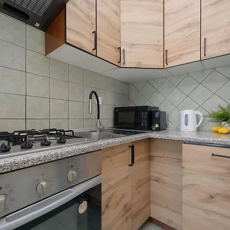 Old Town Comfort Near Vistula Boulevards By Renters Апартаменты Варшава