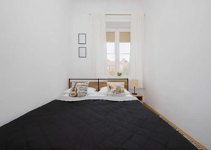 Old Town Comfort Near Vistula Boulevards By Renters * Varšava